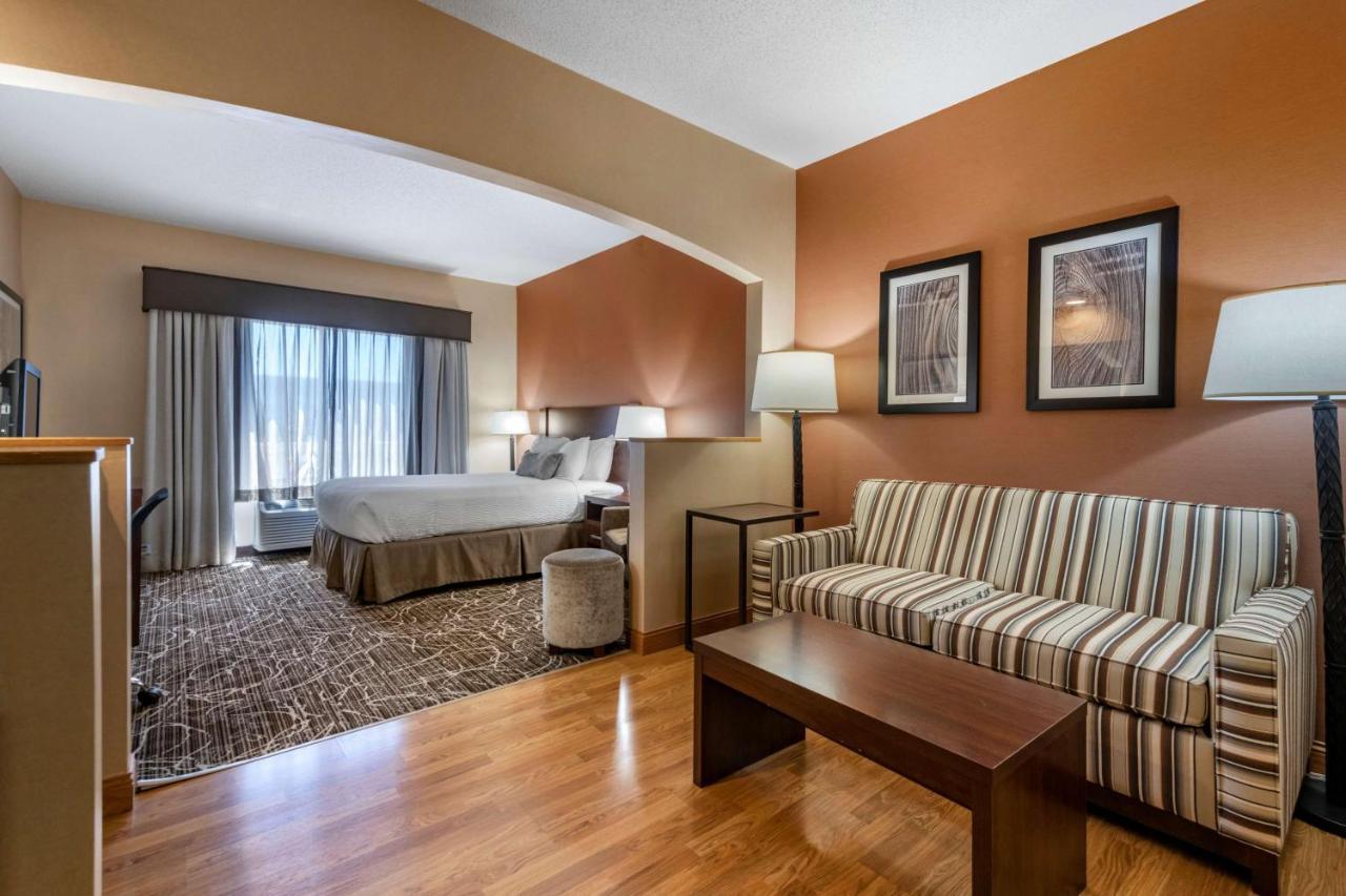 Best Western Plus Chelsea Hotel Monticello Esterno foto