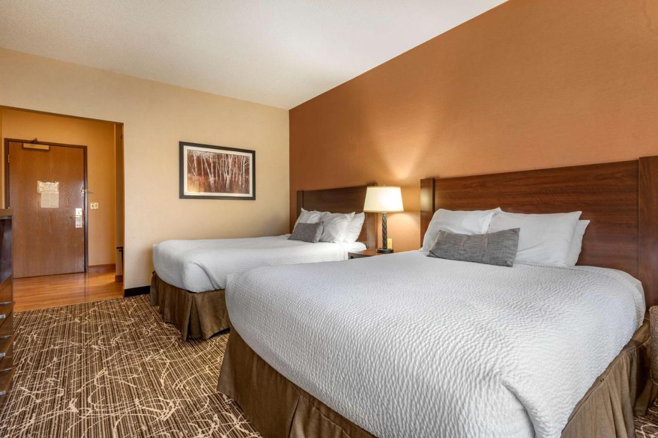 Best Western Plus Chelsea Hotel Monticello Esterno foto