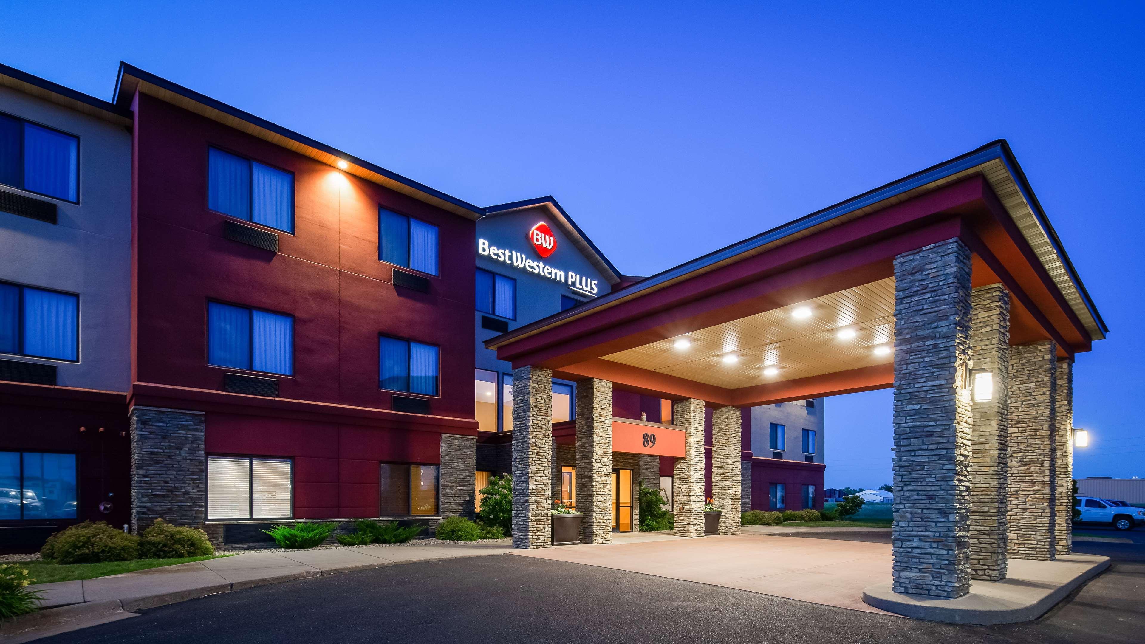 Best Western Plus Chelsea Hotel Monticello Esterno foto