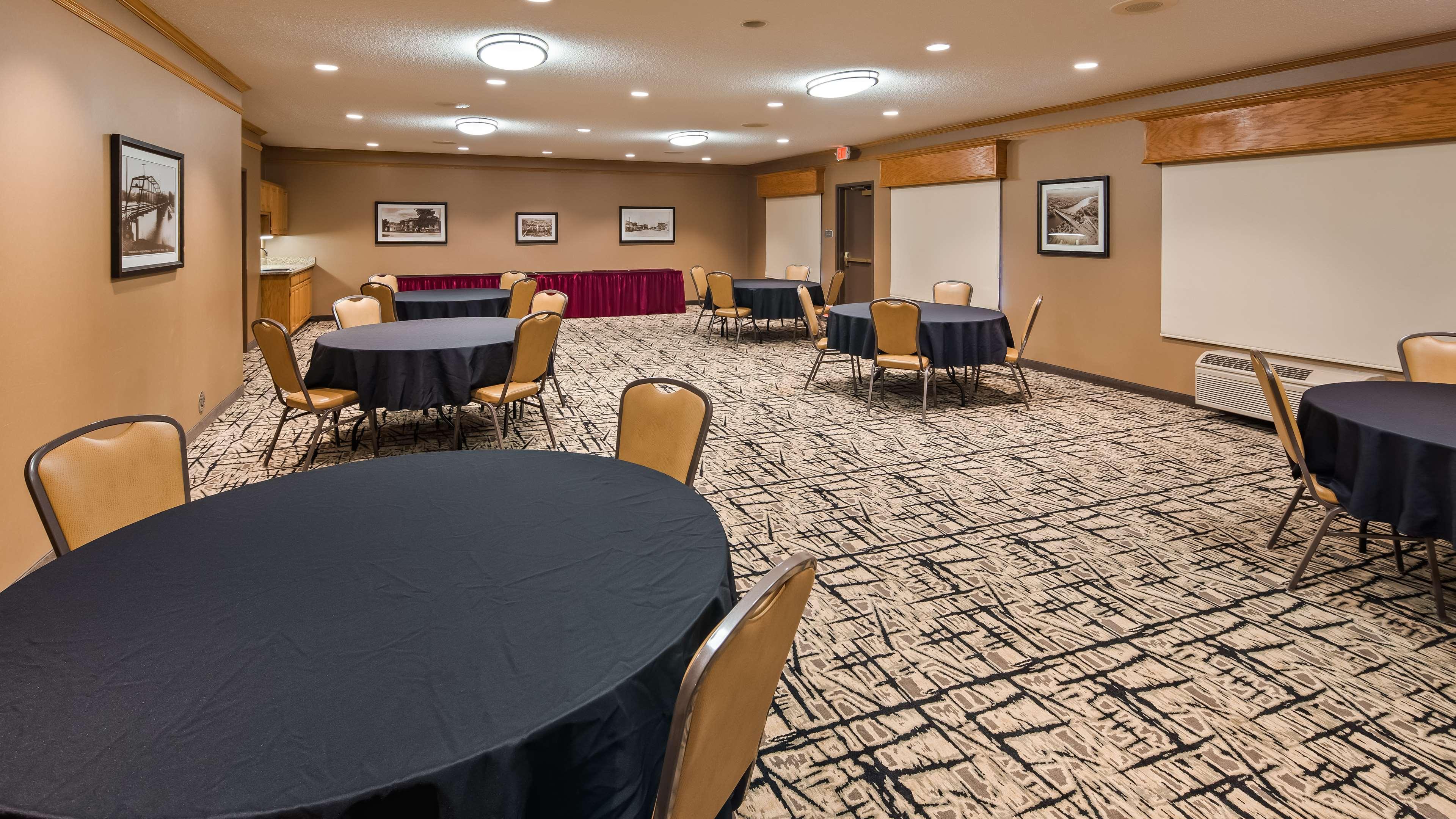Best Western Plus Chelsea Hotel Monticello Esterno foto